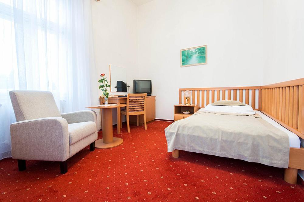Monti Spa Františkovy Lázně الغرفة الصورة